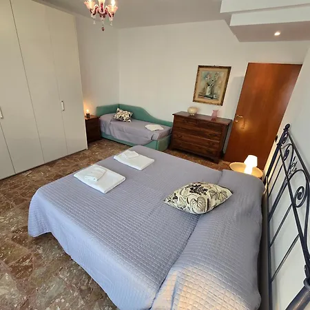 Apartment Art & Mare